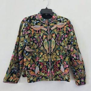 Exquisite and colorful embroidered jacket